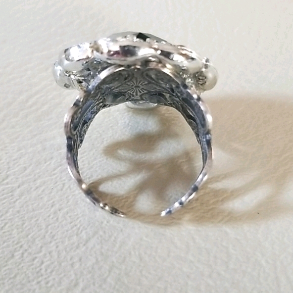 Hand Cradted Repurposed Vintage Rhinestone Adjustable Silver Tone Band Ring - Picture 10 of 16